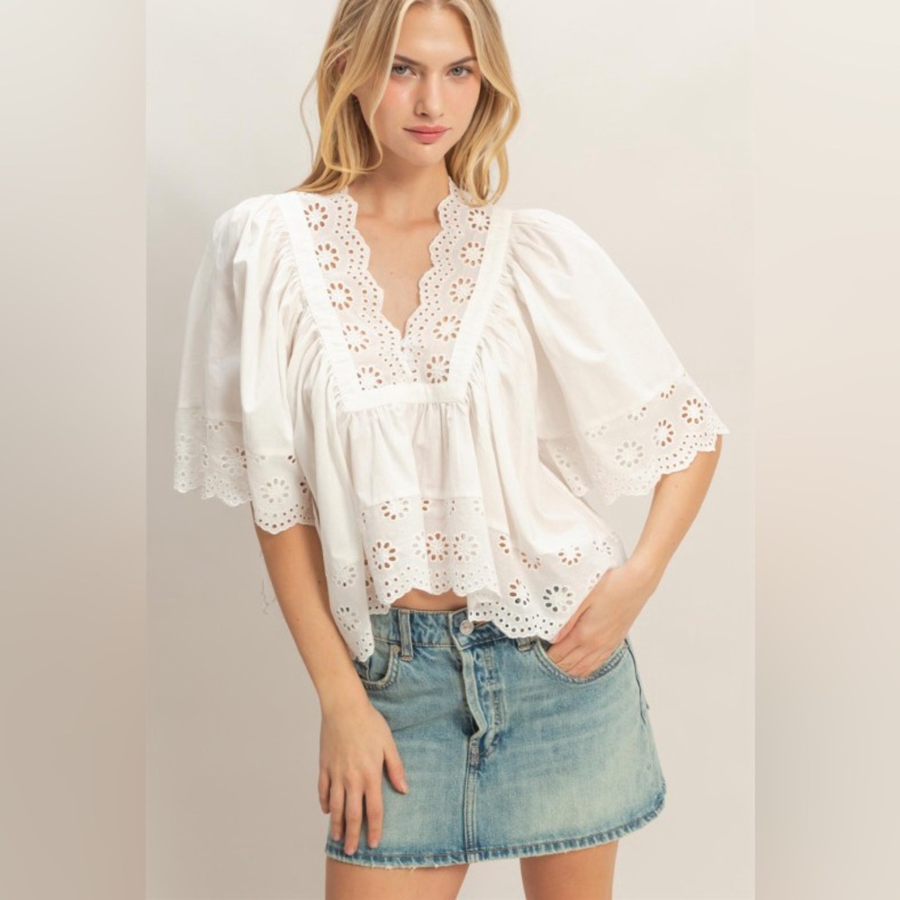 Scalloped Eyelet Babydoll Top|White